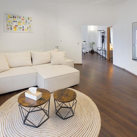 Ruhrapartments #Naehe A40 #Zentral #Fastwifi #Perfekt Fuer Familien Und Geschaeftsreisen Bochum Extérieur photo