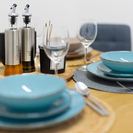 Ruhrapartments #Naehe A40 #Zentral #Fastwifi #Perfekt Fuer Familien Und Geschaeftsreisen Bochum Extérieur photo