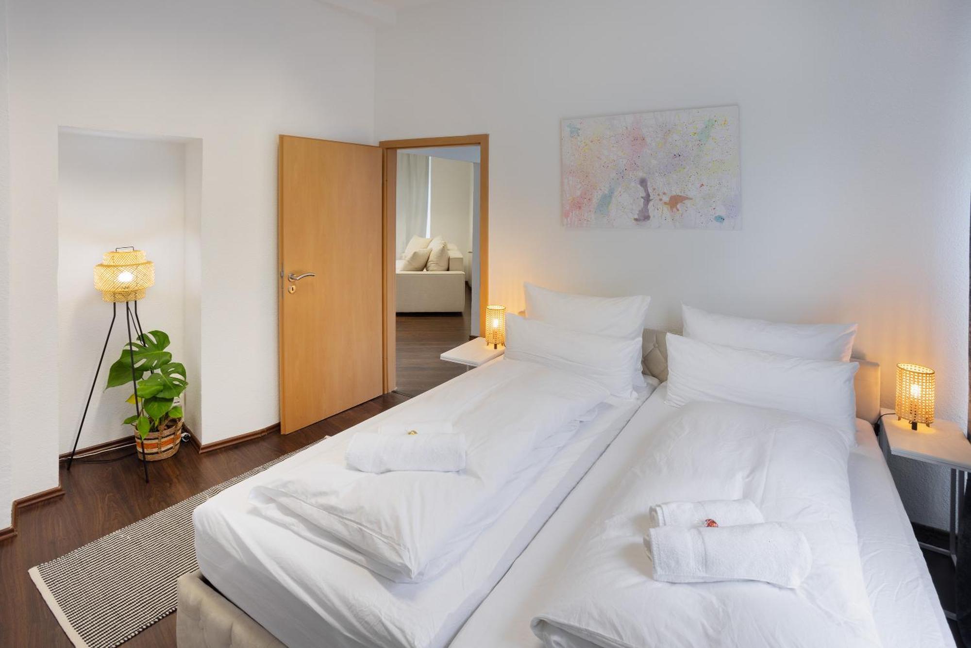 Ruhrapartments #Naehe A40 #Zentral #Fastwifi #Perfekt Fuer Familien Und Geschaeftsreisen Bochum Extérieur photo