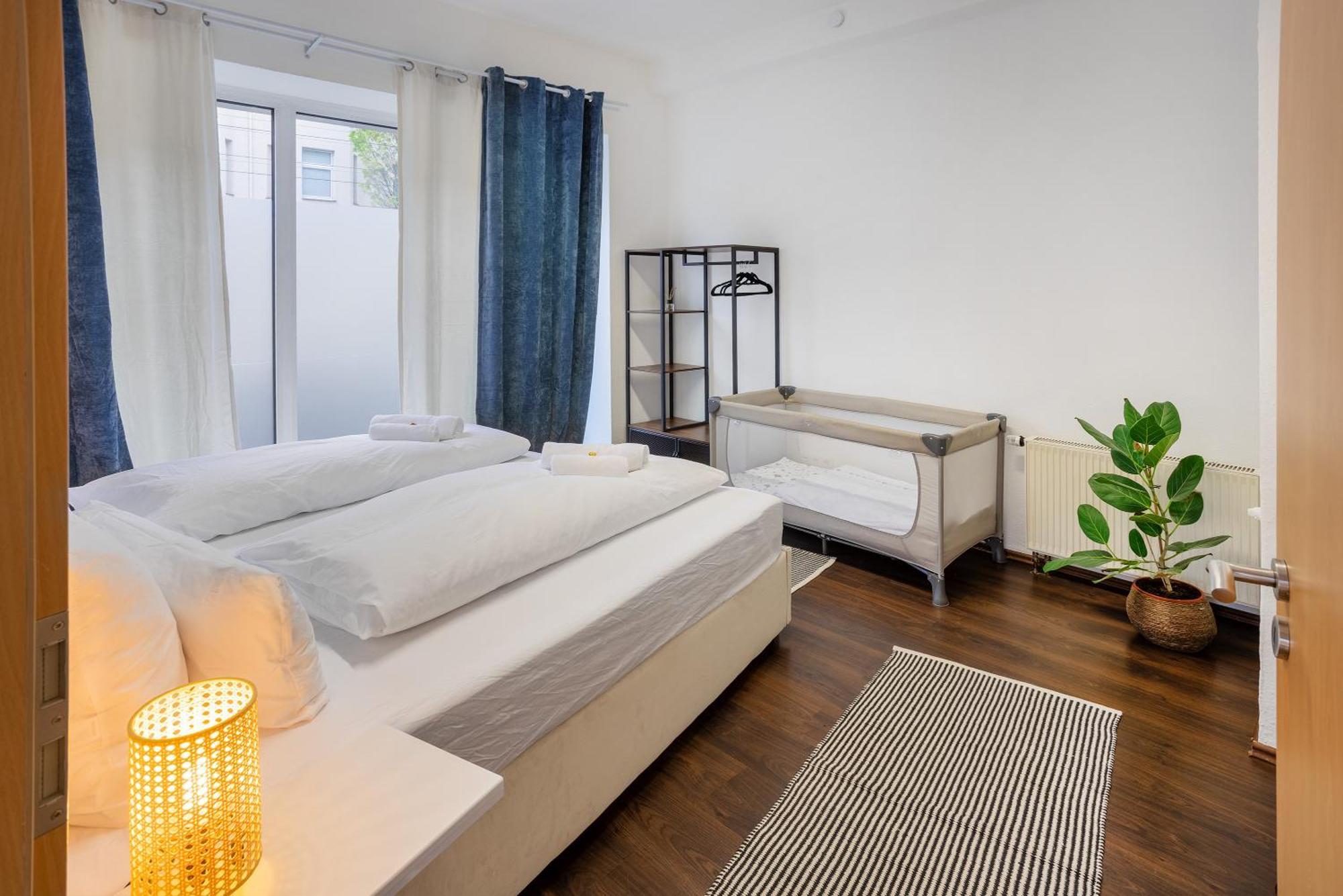Ruhrapartments #Naehe A40 #Zentral #Fastwifi #Perfekt Fuer Familien Und Geschaeftsreisen Bochum Extérieur photo